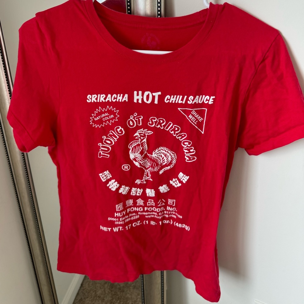 Women’s Sriracha Hot Sauce Graphic T Shirt